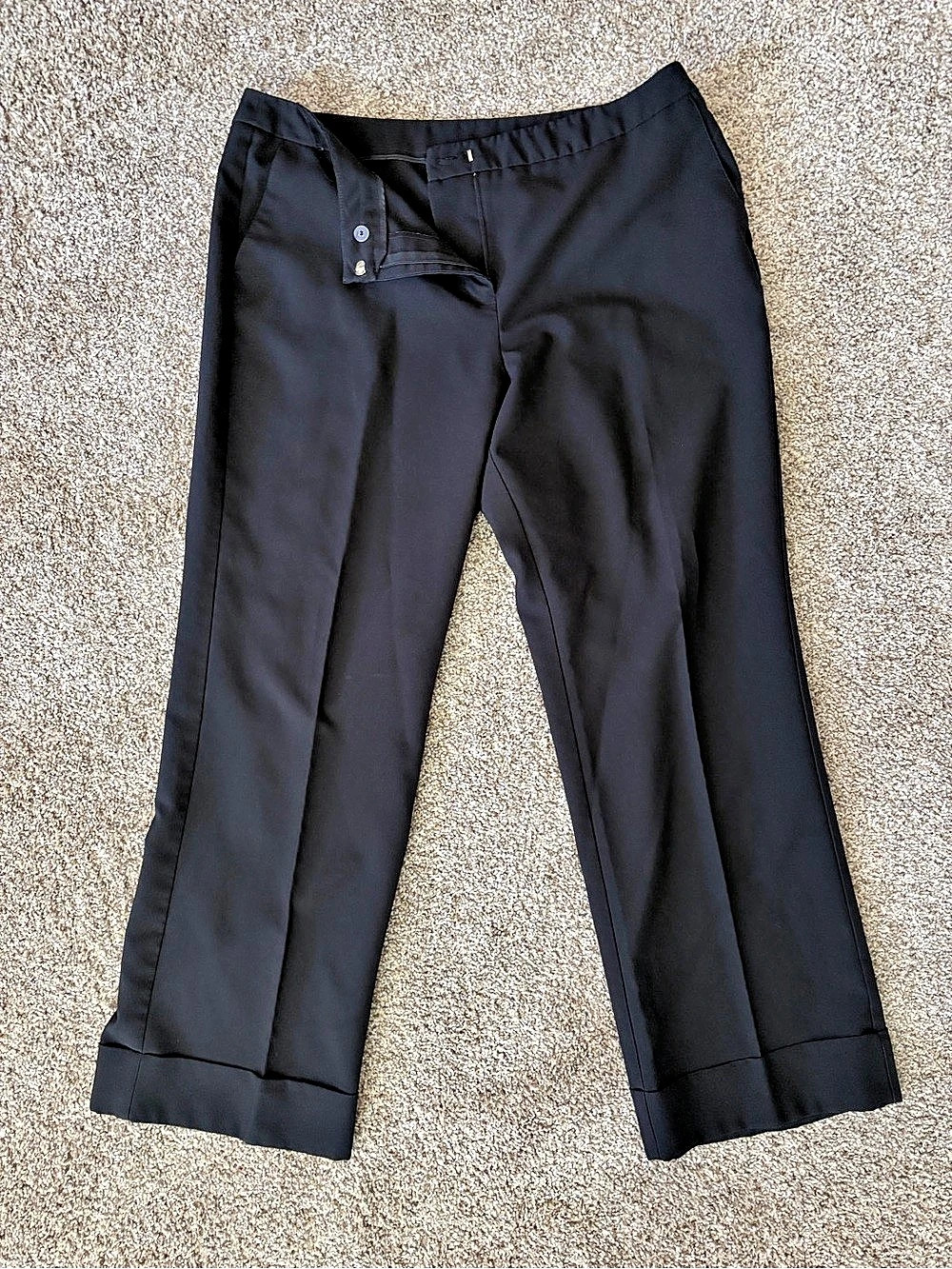 New York & Company Straight Leg Pants in Black Like New